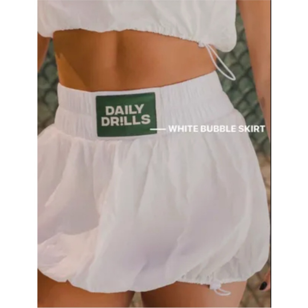 Daily Drills skort nylon bubble skirt Large white